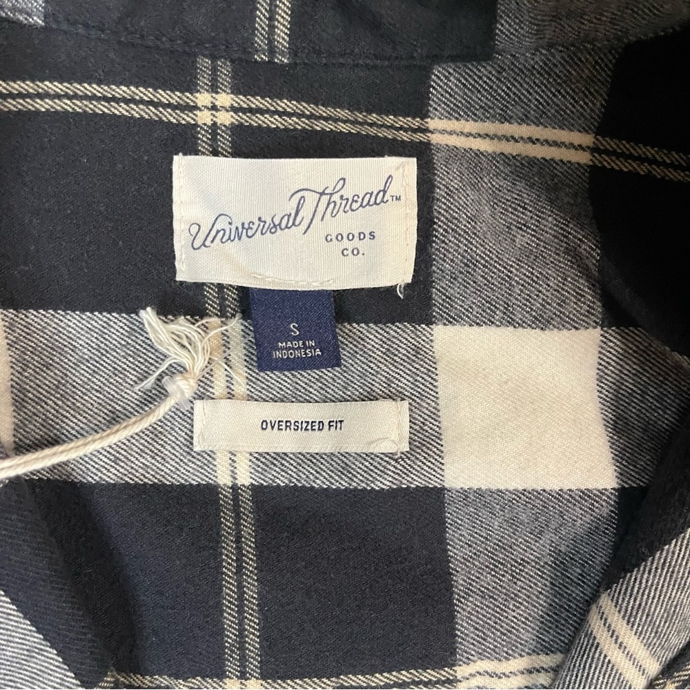 100% Cotton Black White Plaid Flannel Button Down Oversized Women’s Size Small - Picture 3 of 7